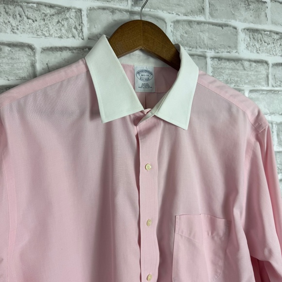 Brooks Brothers Slim Fit Light Pink White Collared Flip Cuff Dress Shirt SZ 16.5 - Picture 2 of 7